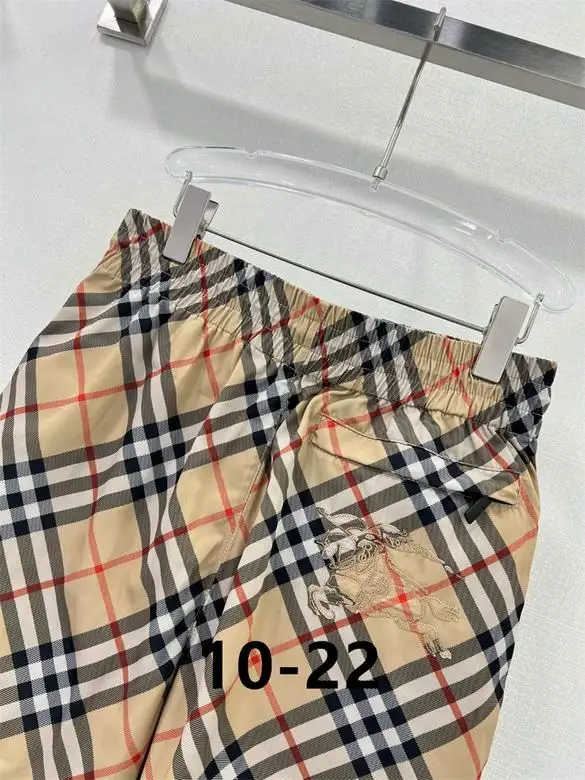 Burberry S-XL  (168)